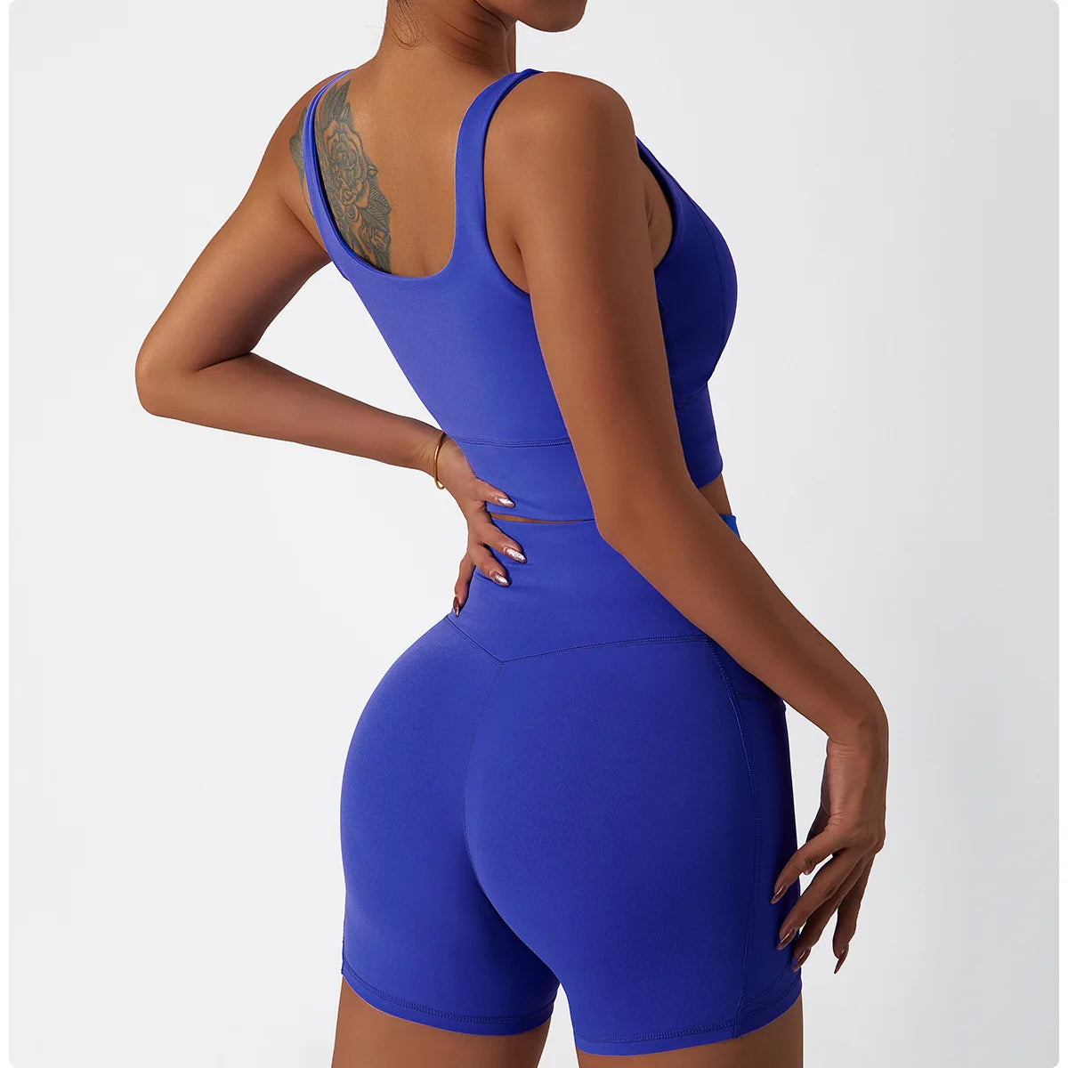 Top de Academia, Top Fitness, Top Esportivo, Roupa de Yoga, Calça Flare, Calça Confortável, Calça de Ginástica, Calça de Academia, Macaquinho de Academia, Moda Fitness, Legging de Academia, Legging Fitness, Macacão de Academia, Macacão de Yoga, Roupa Para Academia, Roupa de Academia, Roupas Fitness, Legging, Top Para Academia, Conjunto Para Academia.