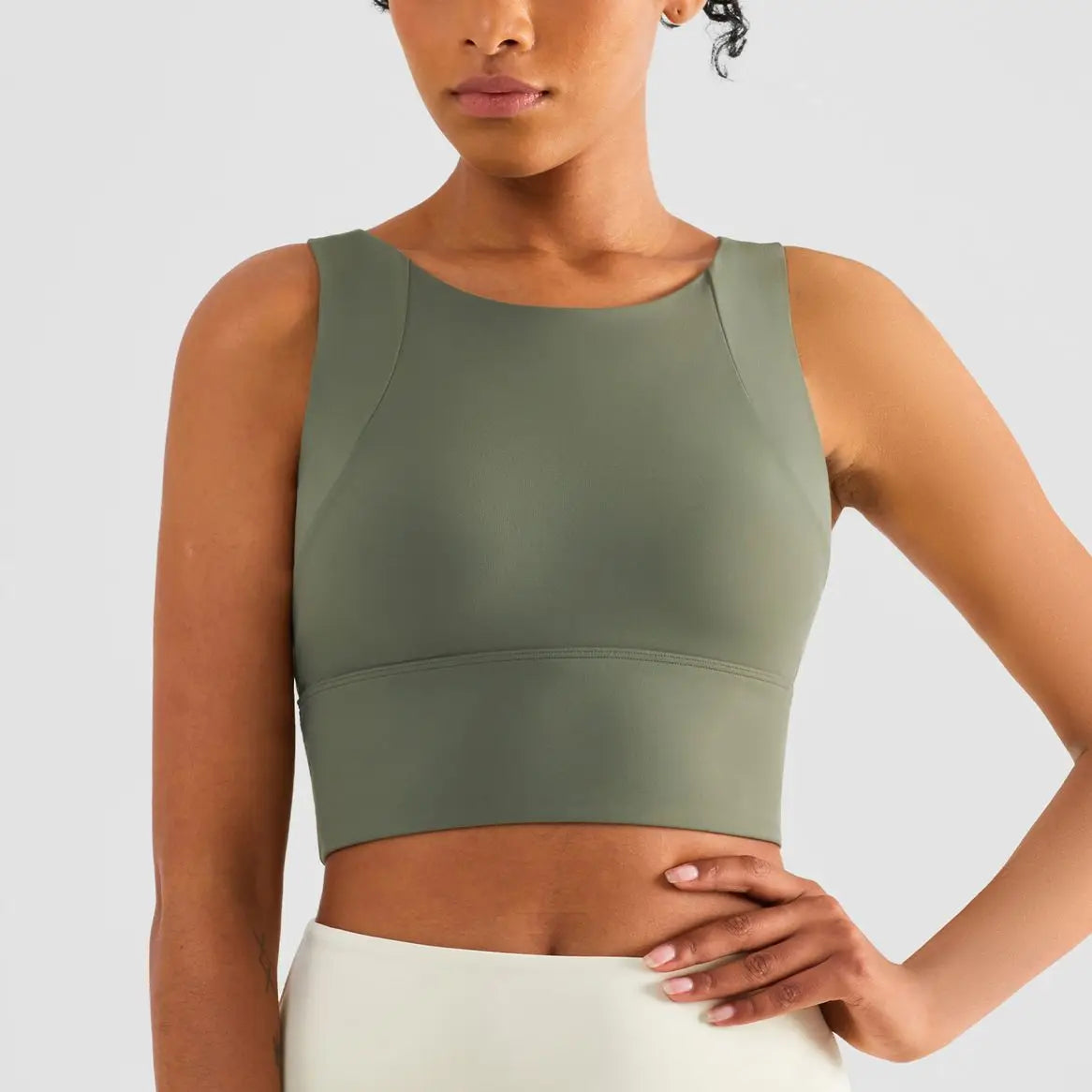 Top de Academia, Top Fitness, Top Esportivo Alta Sustentação, Top de Ginástica, Top Cropped, Roupa de Yoga, Calça de Ginástica, Calça de Academia, Macaquinho de Academia, Moda Fitness, Legging de Academia, Roupa Para Academia, Roupa de Academia, Roupas Fitness, Legging, Top Para Academia, Conjunto Para Academia, Maluh Fit