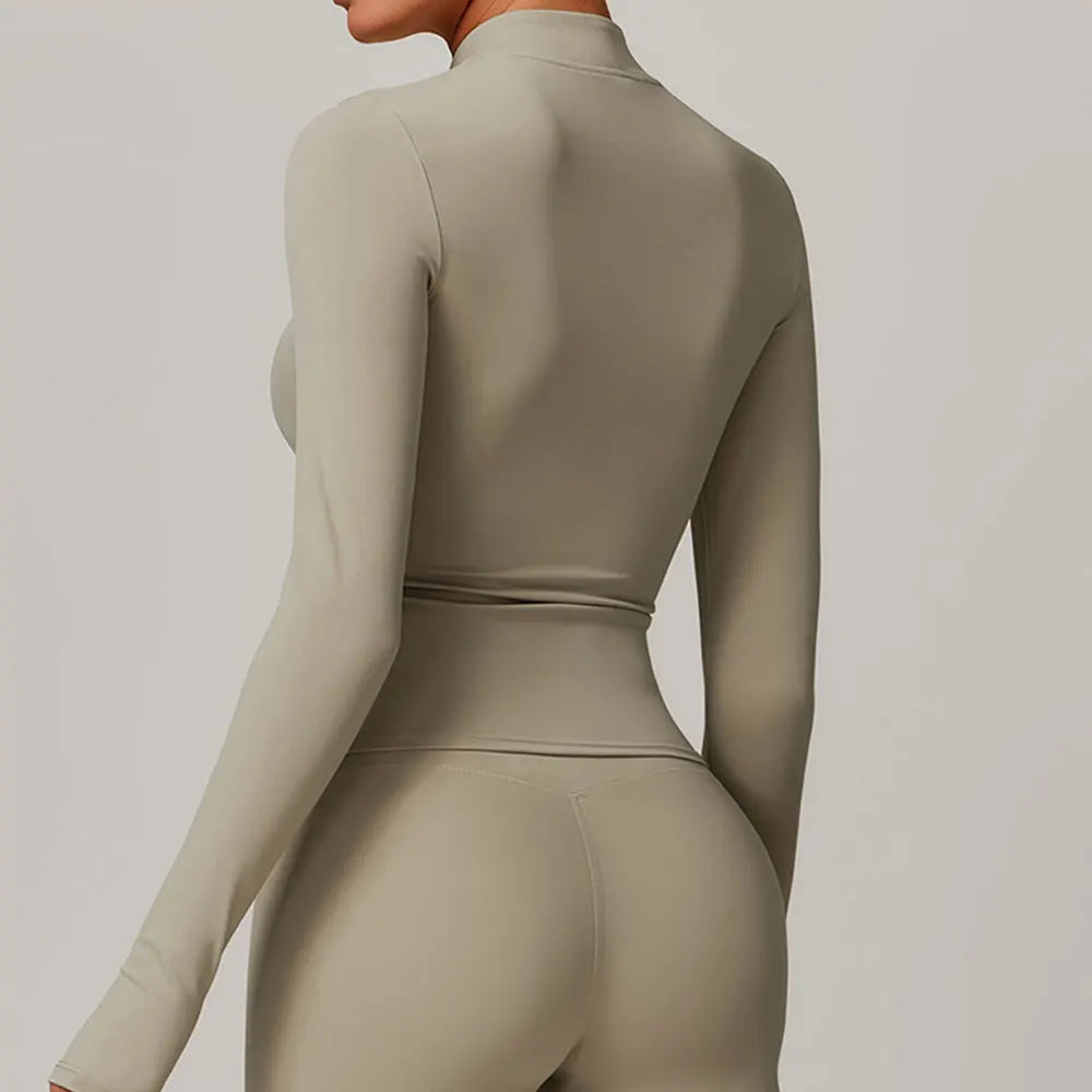 Jaqueta Esportiva de Corrida, Jaqueta de Corrida, Jaqueta Para Corrida, Jaqueta Esportiva, Jaqueta de Moletom, Moletom de Zíper, Jaqueta de Academia, Roupas Para Academia, Roupas de Academia, Moda Fitness, Jaqueta Ginástica, Maluh Fit.