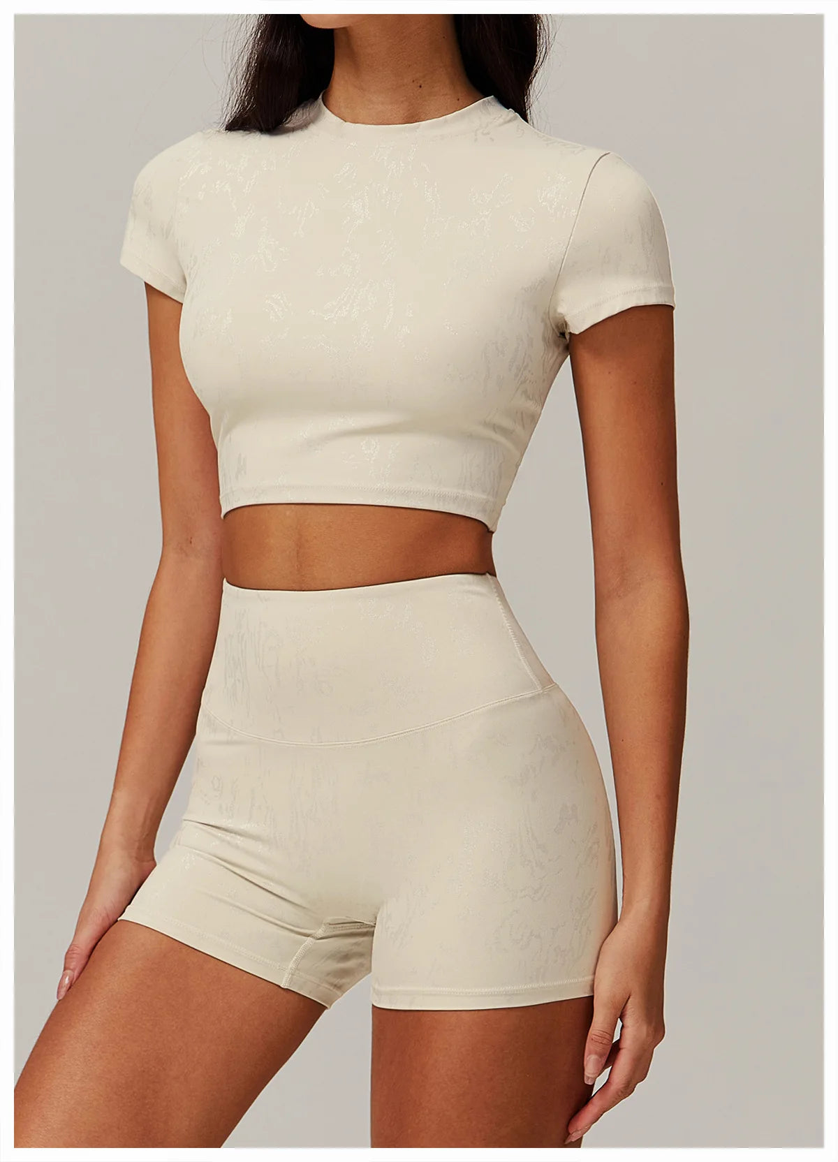 Top Crop, Cropped, Cropped Academia, Cropped Manga Longa, Roupas Esportivas, Camiseta Lupo, Camiseta Academia, Camiseta de Treino, Camiseta Básica, Top Esportivo, Top Academia, Top de Ginástica, Roupas de Yoga, Roupas de Academia, Moda Fitness, Roupas Para Academia, Roupas de Ginástica, Maluh Fit.