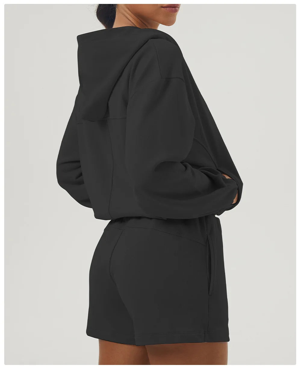Conjunto Fitness, Conjunto de Academia, Conjunto de Ginástica Sem Costura, Conjunto Sem Costura Academia, Top de Academia, Top Fitness, Top Esportivo, Roupa de Yoga, Shorts Sem Costura, Shorts Academia, Bermuda de Ginástica, Bermuda Confortável, Shorts Yoga, Moda Fitness, Roupa Para Academia, Roupa de Academia, Roupas Fitness, Legging, Top Para Academia, Conjunto Para Academia, Maluh Fit