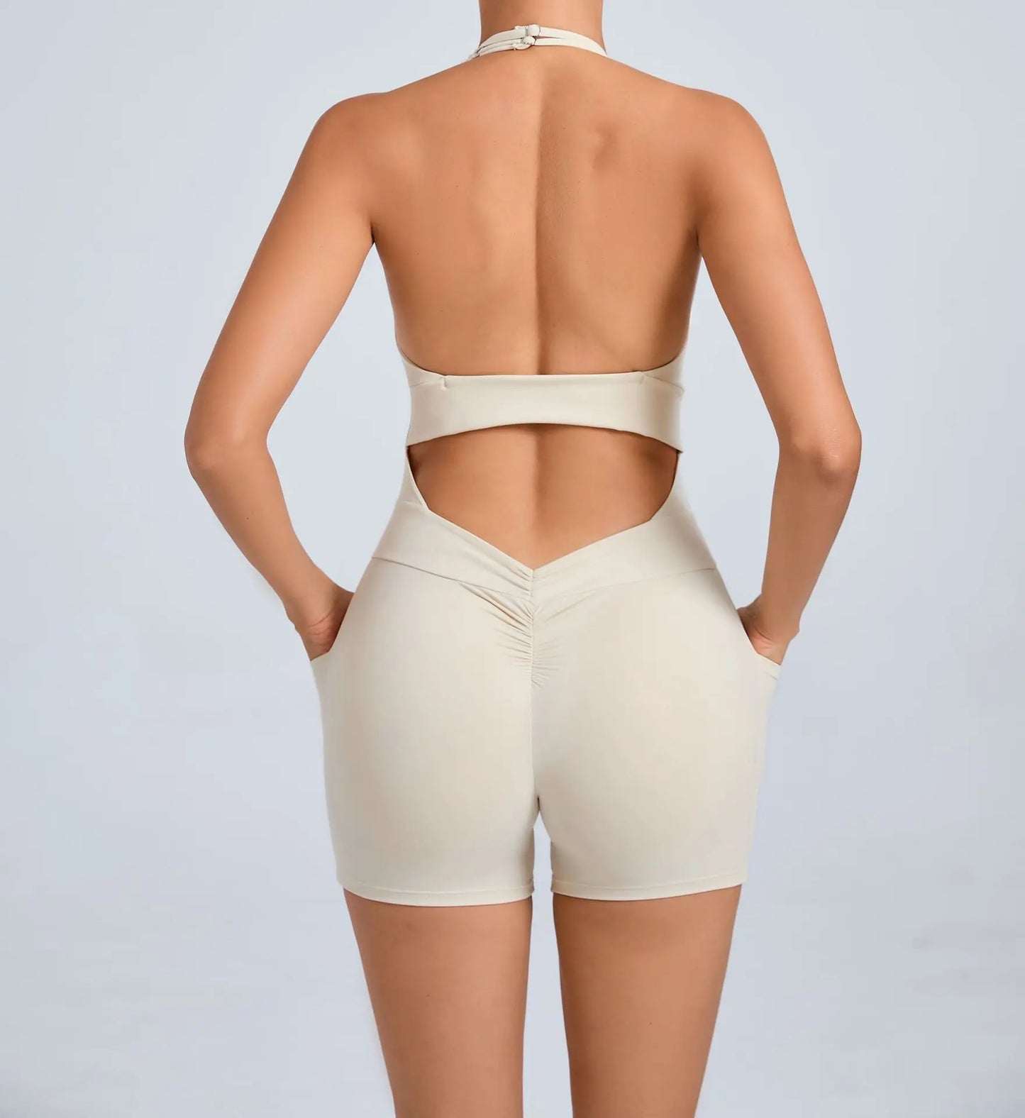 Macacão Frente Única, Macacão Esportivo Frente Única, Macacão Fitness, Macacão com Bolso, Macacão de Academia Com Bolso, Macaquinho de Academia, Moda Fitness, Legging de Academia, Legging Fitness, Macaquinho Fitness, Macaquinho Esportivo, Macacão de Academia, Macaquinho de Yoga, Macacão de Yoga, Roupa Para Academia, Roupa de Academia, Roupas Fitness, Maluh Fit.