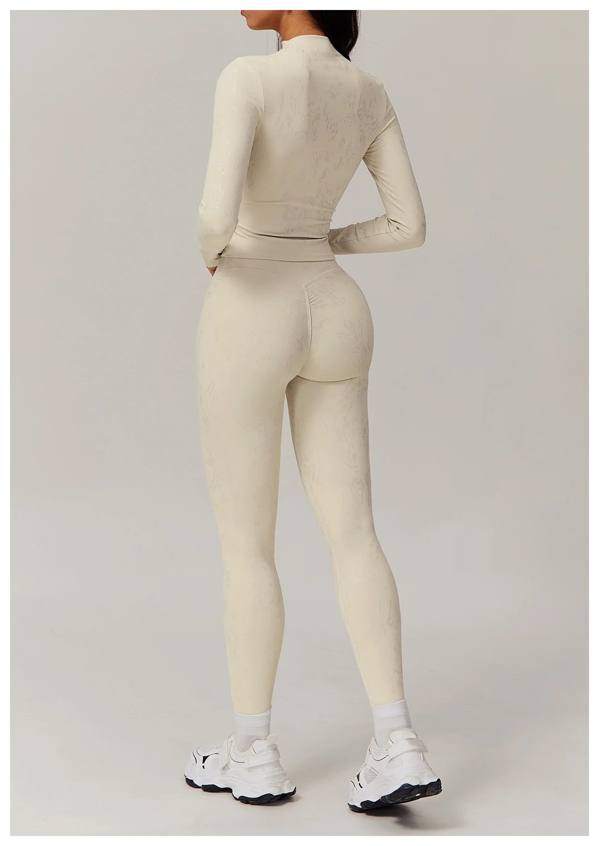 Jaqueta Esportiva de Corrida, Jaqueta de Corrida, Jaqueta Para Corrida, Jaqueta Esportiva, Jaqueta de Moletom, Moletom de Zíper, Jaqueta de Academia, Roupas Para Academia, Roupas de Academia, Moda Fitness, Jaqueta Ginástica, Maluh Fit.