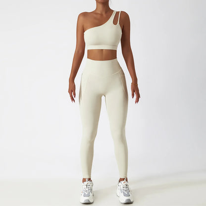 Top de Academia, Top Fitness, Top Esportivo, Roupa de Yoga, Calça Flare, Calça Confortável, Calça de Ginástica, Calça de Academia, Macaquinho de Academia, Moda Fitness, Legging de Academia, Legging Fitness, Macacão de Academia, Macacão de Yoga, Roupa Para Academia, Roupa de Academia, Roupas Fitness, Legging, Top Para Academia, Conjunto Para Academia, Maluh Fit