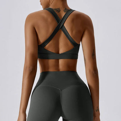 Top de Academia, Top Fitness, Top Esportivo, Roupa de Yoga, Calça de Ginástica, Calça de Academia, Macaquinho de Academia, Moda Fitness, Legging de Academia, Roupa Para Academia, Roupa de Academia, Roupas Fitness, Legging, Top Para Academia, Conjunto Para Academia, Maluh Fit