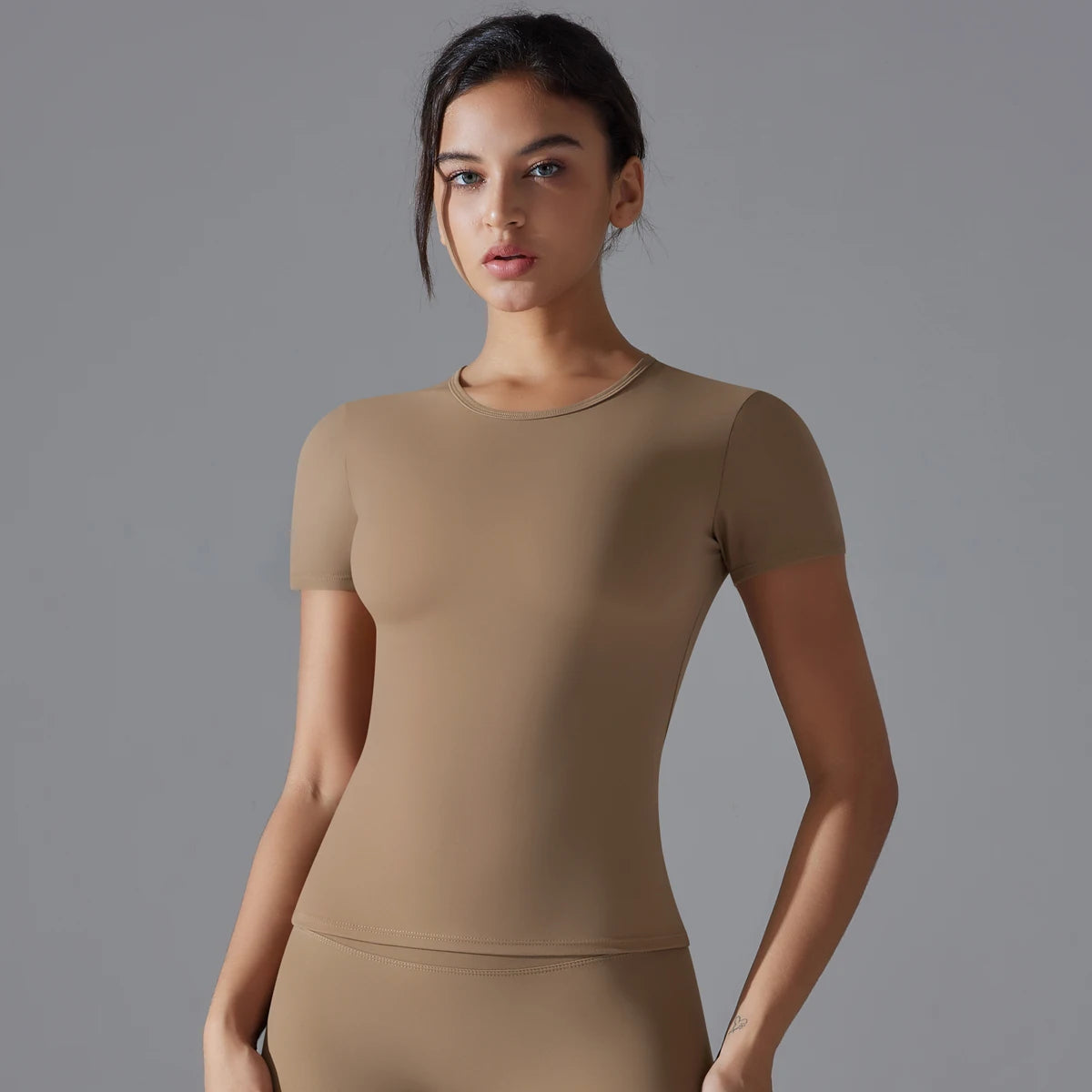 Top Crop, Cropped, Cropped Academia, Roupas Esportivas, Camiseta Lupo, Camiseta Academia, Camiseta de Treino, Camiseta Básica, Top Esportivo, Top Academia, Top de Ginástica, Roupas de Yoga, Roupas de Academia, Moda Fitness, Roupas Para Academia, Roupas de Ginástica, Maluh Fit