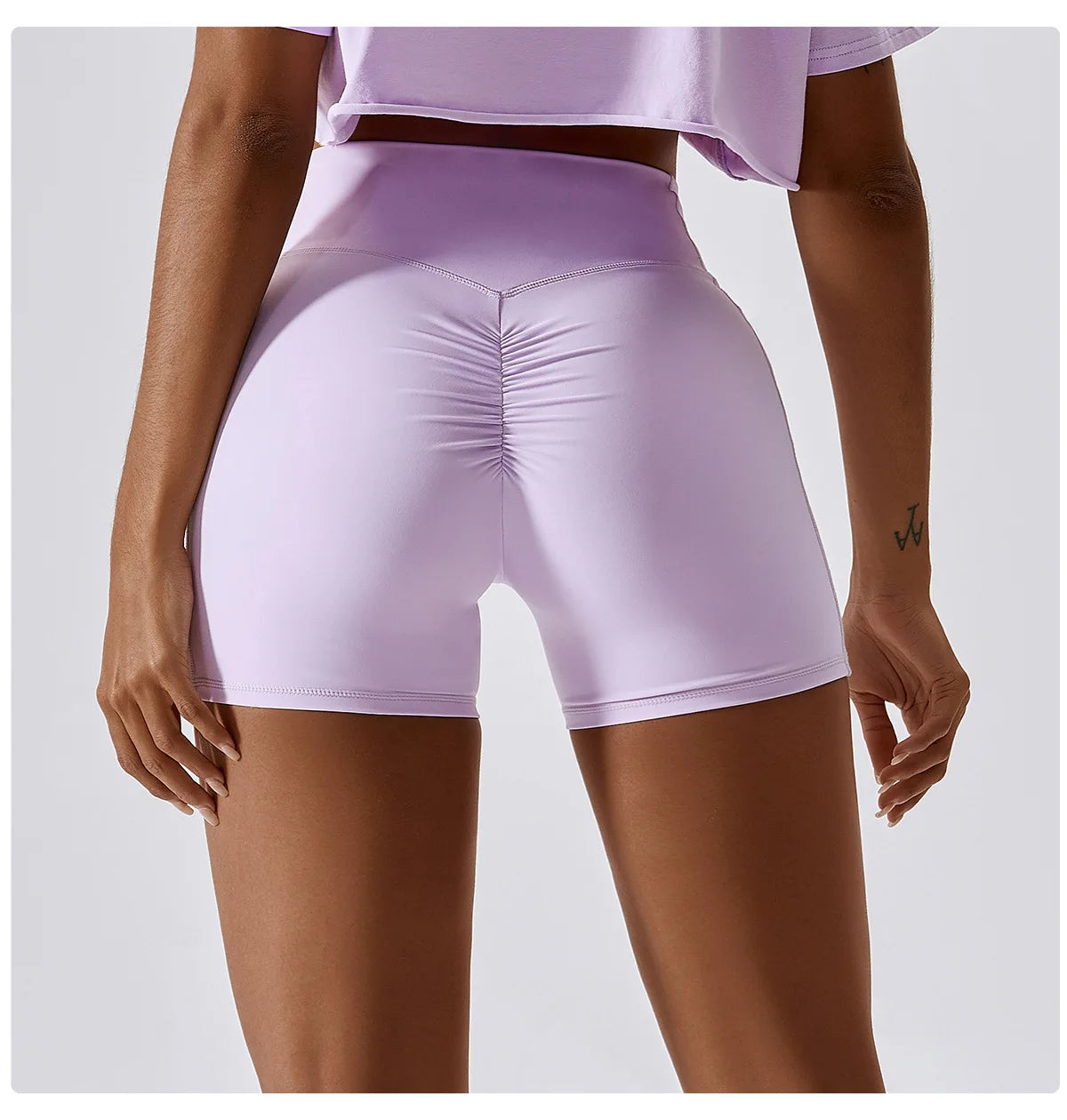 Shorts Com Bolso, Bermuda Com Bolso, Shorts de Corrida, Bermuda de Corrida, Shorts de Academia, Bermuda Fitness, Bermuda Esportiva, Roupa de Yoga, Calça de Ginástica, Calça de Academia, Moda Fitness, Legging de Academia, Legging Fitness, Macacão de Academia, Roupa Para Academia, Roupa de Academia, Roupas Fitness, Shorts Para Academia, Shorts Fitness, Maluh Fit