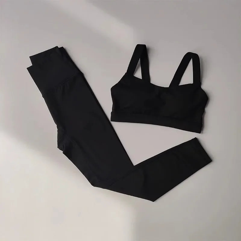 Legging Sem Costura, Top Sem Costura, Top Alta Sustentação, Sutiã Esportivo, Top de Academia, Top Fitness, Top Esportivo, Roupa de Yoga, Calça Flare, Calça Confortável, Calça de Ginástica, Calça de Academia, Macaquinho de Academia, Moda Fitness, Legging de Academia, Legging Fitness, Macacão de Academia, Macacão de Yoga, Roupa Para Academia, Roupa de Academia, Roupas Fitness, Legging, Top Para Academia, Conjunto Para Academia, Maluh Fit.