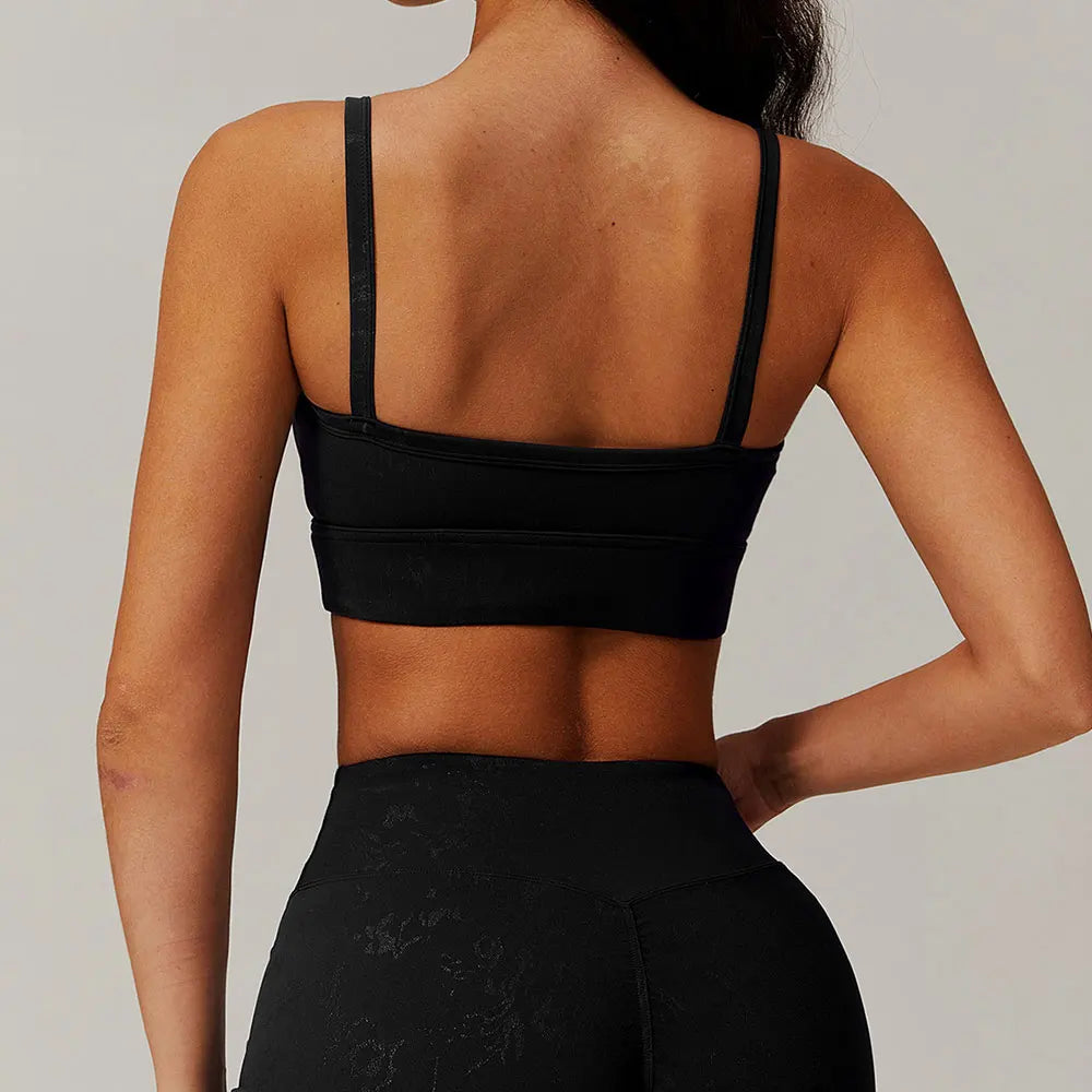 Top Esportivo, Sunset, Moda Fitness, Alta Sustentação, Conforto e Estilo, Look Feminino, Design Moderno, Tecnologia Respirável, Secagem Rápida, Ajuste Perfeito, Roupas de Academia, Estilo Versátil, Moda Esportiva, Tendência Fitness, Treino Com Estilo, Maluh Fit.