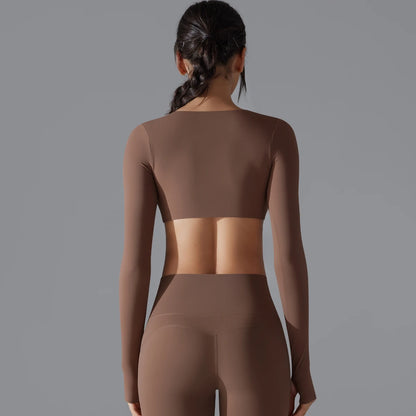 Top Cropped, Transpassado, Manga Longa, Moda Fitness, Estilo Feminino, Conforto e Elegância, Look Moderno, Roupas de Academia, Alta Elasticidade, Secagem Rápida, Roupa Respirável, Design Versátil, Moda Esportiva, Tendência Fitness, Treino Com Estilo, Maluh Fit.