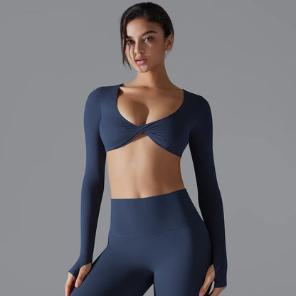 Top Cropped, Transpassado, Manga Longa, Moda Fitness, Estilo Feminino, Conforto e Elegância, Look Moderno, Roupas de Academia, Alta Elasticidade, Secagem Rápida, Roupa Respirável, Design Versátil, Moda Esportiva, Tendência Fitness, Treino Com Estilo, Maluh Fit.