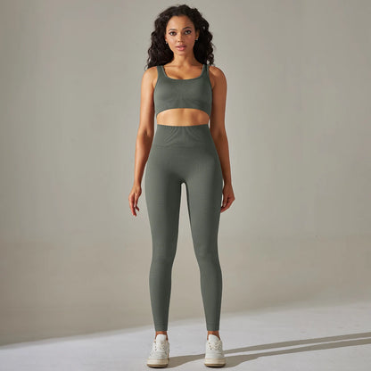 Legging Sem Costura, Top Sem Costura, Top Alta Sustentação, Sutiã Esportivo, Top de Academia, Top Fitness, Top Esportivo, Roupa de Yoga, Calça Flare, Calça Confortável, Calça de Ginástica, Calça de Academia, Macaquinho de Academia, Moda Fitness, Legging de Academia, Legging Fitness, Macacão de Academia, Macacão de Yoga, Roupa Para Academia, Roupa de Academia, Roupas Fitness, Legging, Top Para Academia, Conjunto Para Academia, Maluh Fit.|43138615640111|43138615672879