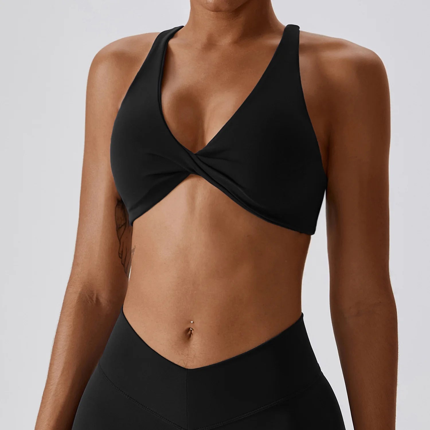 Top de Academia, Top Fitness, Top Esportivo, Roupa de Yoga, Calça de Ginástica, Calça de Academia, Macaquinho de Academia, Moda Fitness, Legging de Academia, Roupa Para Academia, Roupa de Academia, Roupas Fitness, Legging, Top Para Academia, Conjunto Para Academia, Maluh Fit