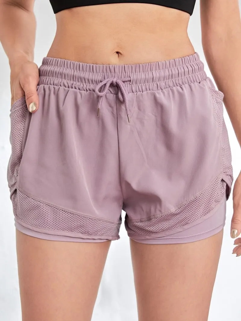 Shorts Com Bolso, Bermuda Com Bolso, Shorts de Corrida, Bermuda de Corrida, Shorts de Academia, Bermuda Fitness, Bermuda Esportiva, Roupa de Yoga, Calça de Ginástica, Calça de Academia, Moda Fitness, Legging de Academia, Legging Fitness, Macacão de Academia, Roupa Para Academia, Roupa de Academia, Roupas Fitness, Shorts Para Academia, Shorts Fitness, Maluh Fit