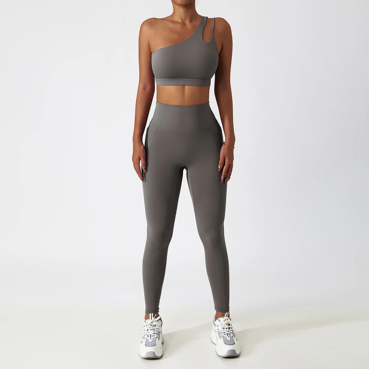 Top de Academia, Top Fitness, Top Esportivo, Roupa de Yoga, Calça Flare, Calça Confortável, Calça de Ginástica, Calça de Academia, Macaquinho de Academia, Moda Fitness, Legging de Academia, Legging Fitness, Macacão de Academia, Macacão de Yoga, Roupa Para Academia, Roupa de Academia, Roupas Fitness, Legging, Top Para Academia, Conjunto Para Academia, Maluh Fit