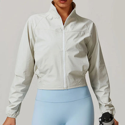 Jaqueta Corta Vento, Jaqueta Corta Vento Feminina, Jaqueta Esportiva de Corrida, Jaqueta de Corrida, Jaqueta Para Corrida, Jaqueta Esportiva, Jaqueta de Moletom, Moletom de Zíper, Jaqueta de Academia, Roupas Para Academia, Roupas de Academia, Moda Fitness, Jaqueta Ginástica, Maluh Fit.