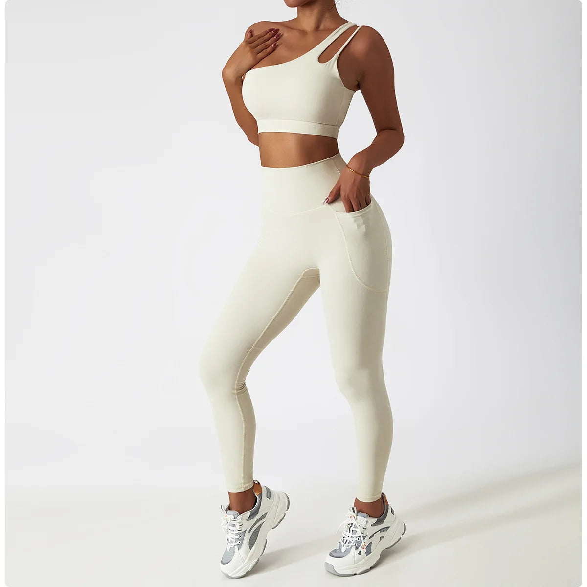 Top de Academia, Top Fitness, Top Esportivo, Roupa de Yoga, Calça Flare, Calça Confortável, Calça de Ginástica, Calça de Academia, Macaquinho de Academia, Moda Fitness, Legging de Academia, Legging Fitness, Macacão de Academia, Macacão de Yoga, Roupa Para Academia, Roupa de Academia, Roupas Fitness, Legging, Top Para Academia, Conjunto Para Academia, Maluh Fit