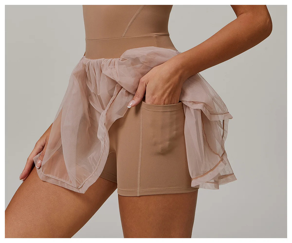 Vestido Esportivo com Shorts e Bolso Crush