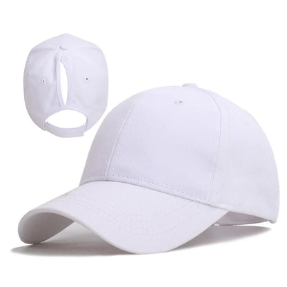 Boné Feminino, Abertura Para Cabelo, Moda Fitness, Estilo Feminino, Acessório Confortável, Look Casual, Proteção Solar, Cabelo Preso, Design Moderno, Ajustável, Leve e Respirável, Moda Esportiva, Tendência Feminina, Acessório Prático, Estilo Versátil, Maluh Fit.