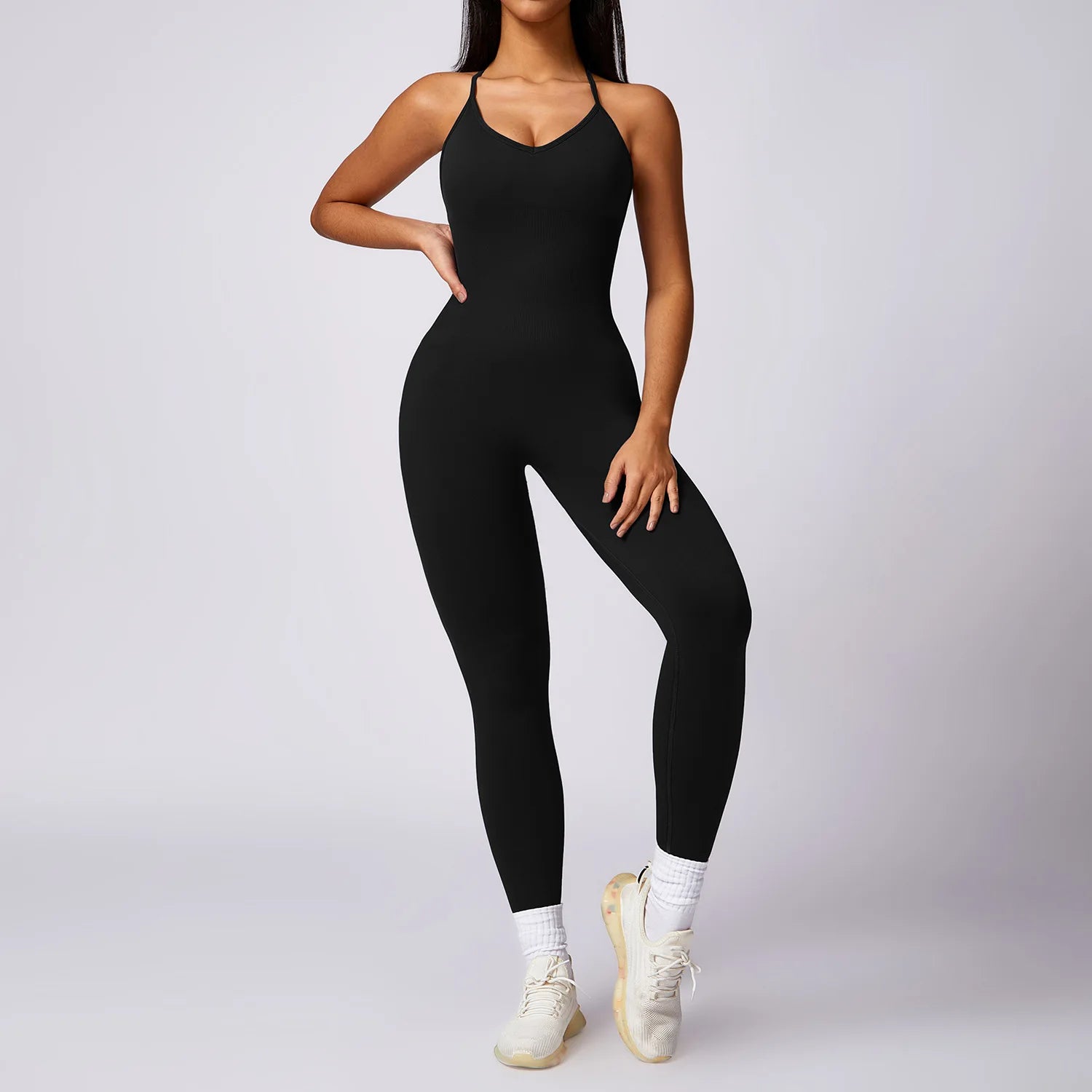 Macacão Fitness, Back V, Sem Costura, Moda Esportiva, Conforto Total, Look Moderno, Ajuste Perfeito, Alta Elasticidade, Design Ergonômico, Secagem Rápida, Estilo Feminino, Treino Com Estilo, Roupas Fitness, Tecnologia Seamless, Tendência Fitness, Maluh Fit.