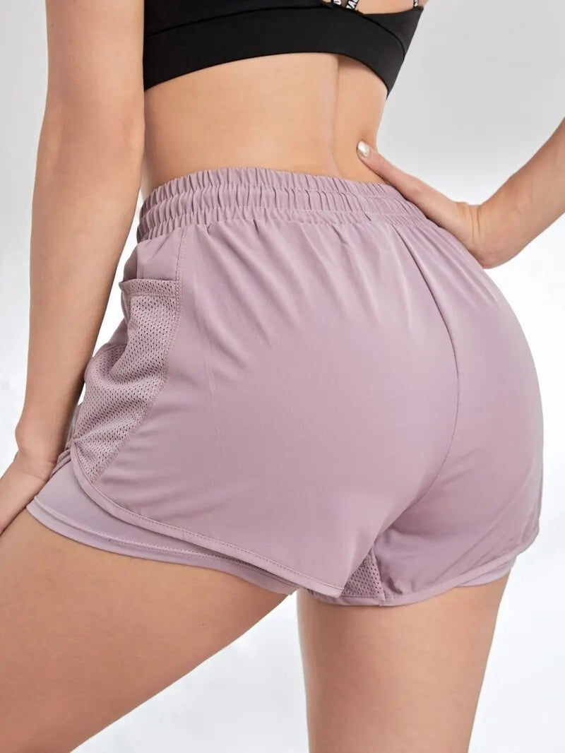 Shorts Com Bolso, Bermuda Com Bolso, Shorts de Corrida, Bermuda de Corrida, Shorts de Academia, Bermuda Fitness, Bermuda Esportiva, Roupa de Yoga, Calça de Ginástica, Calça de Academia, Moda Fitness, Legging de Academia, Legging Fitness, Macacão de Academia, Roupa Para Academia, Roupa de Academia, Roupas Fitness, Shorts Para Academia, Shorts Fitness, Maluh Fit