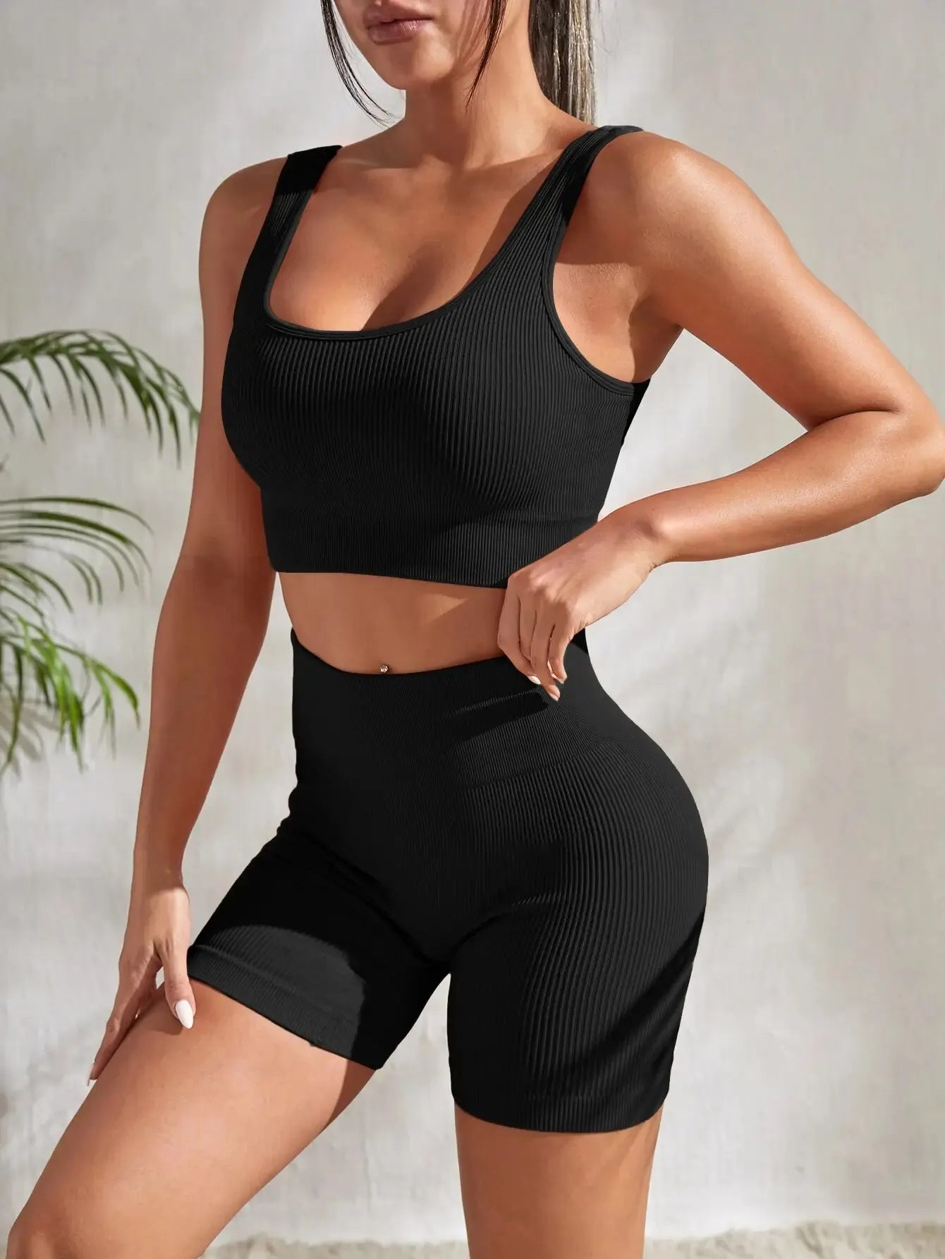 Conjunto Fitness, Conjunto de Academia, Conjunto de Ginástica Sem Costura, Conjunto Sem Costura Academia, Top de Academia, Top Fitness, Top Esportivo, Roupa de Yoga, Shorts Sem Costura, Shorts Academia, Bermuda de Ginástica, Bermuda Confortável, Shorts Yoga, Moda Fitness, Roupa Para Academia, Roupa de Academia, Roupas Fitness, Legging, Top Para Academia, Conjunto Para Academia, Maluh Fit