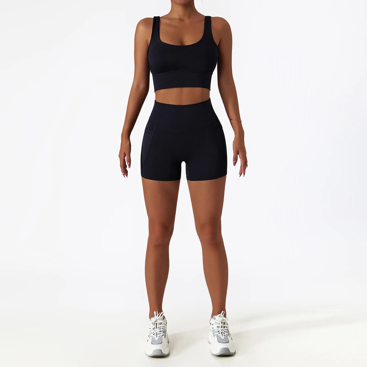 Top de Academia, Top Fitness, Top Esportivo, Roupa de Yoga, Calça Flare, Calça Confortável, Calça de Ginástica, Calça de Academia, Macaquinho de Academia, Moda Fitness, Legging de Academia, Legging Fitness, Macacão de Academia, Macacão de Yoga, Roupa Para Academia, Roupa de Academia, Roupas Fitness, Legging, Top Para Academia, Conjunto Para Academia.