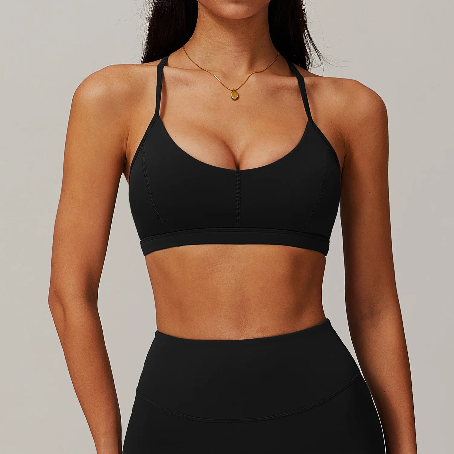 Top Esportivo, Nadador, Alça Ajustável, Spring, Moda Fitness, Alta Sustentação, Conforto e Estilo, Design Moderno, Look Feminino, Tecnologia Respirável, Secagem Rápida, Roupas de Academia, Ajuste Perfeito, Moda Esportiva, Tendência Fitness.